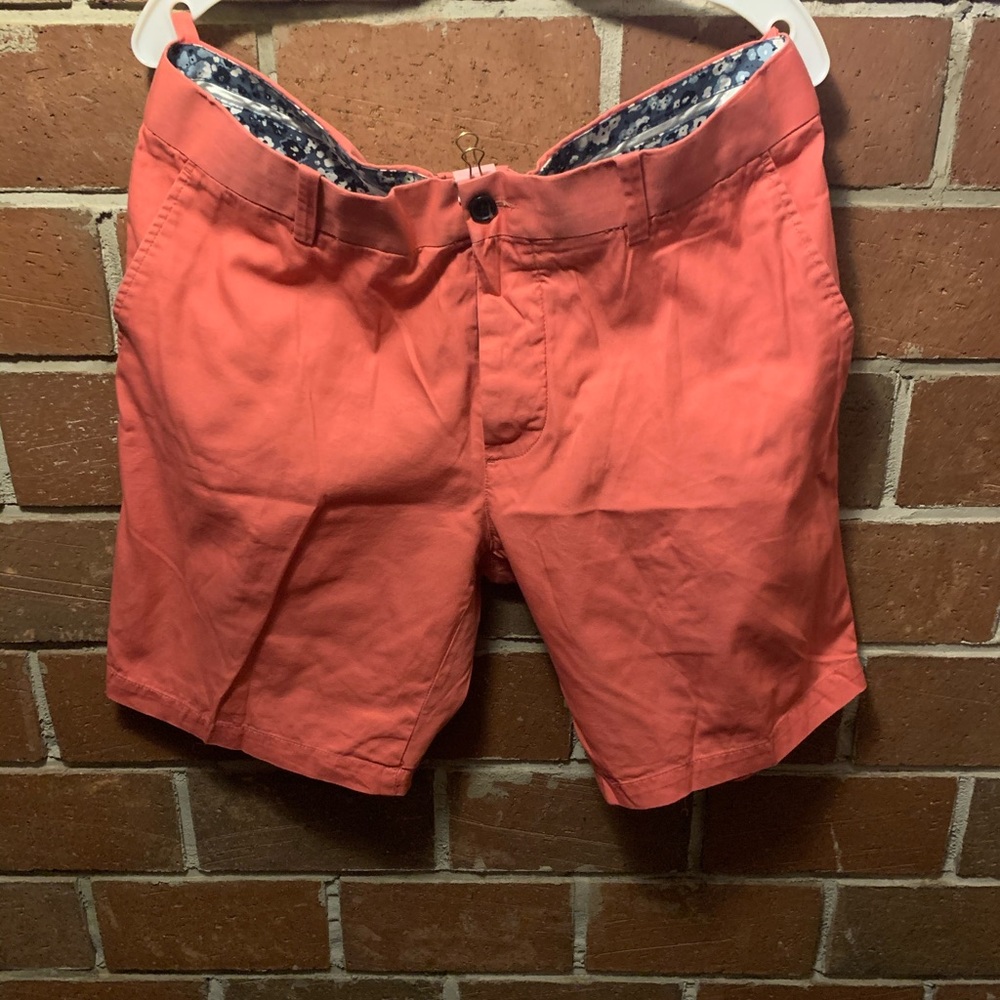 H&M salmon shorts sz 36R